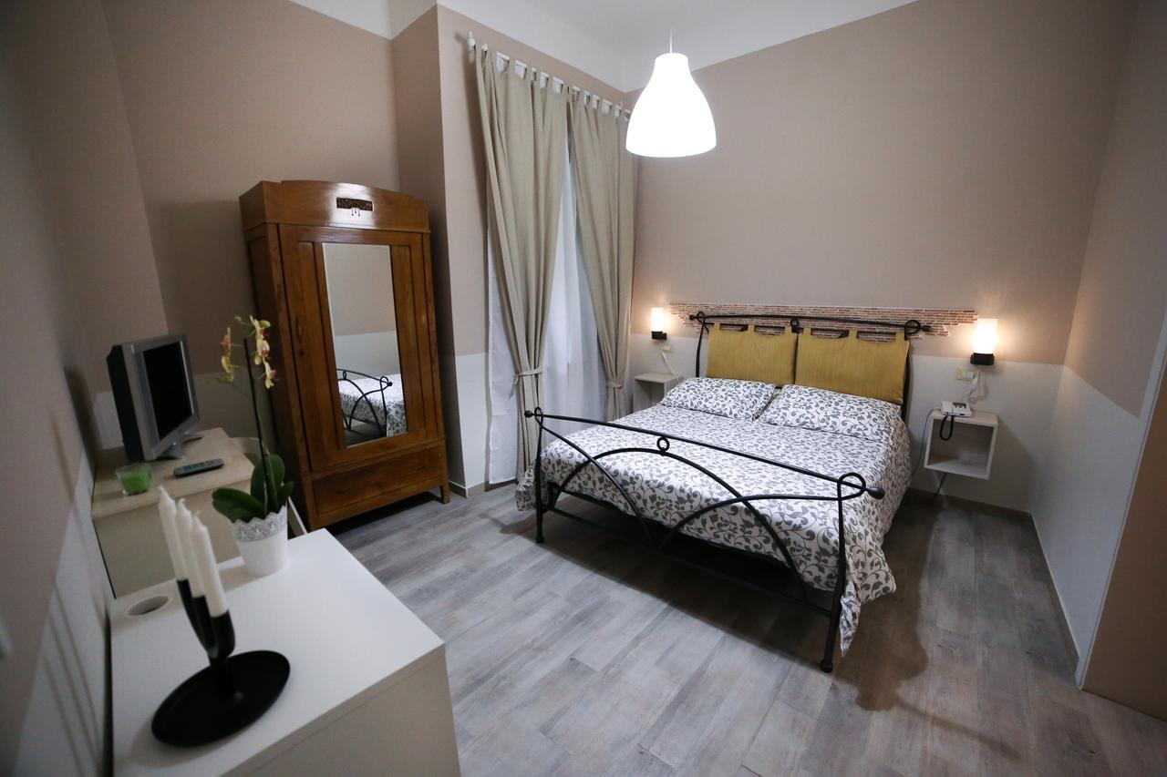 Albergo Livorno Кашана Терме Екстериор снимка