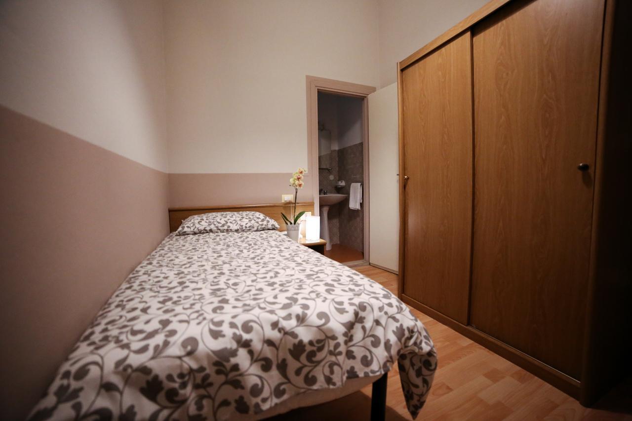 Albergo Livorno Кашана Терме Екстериор снимка