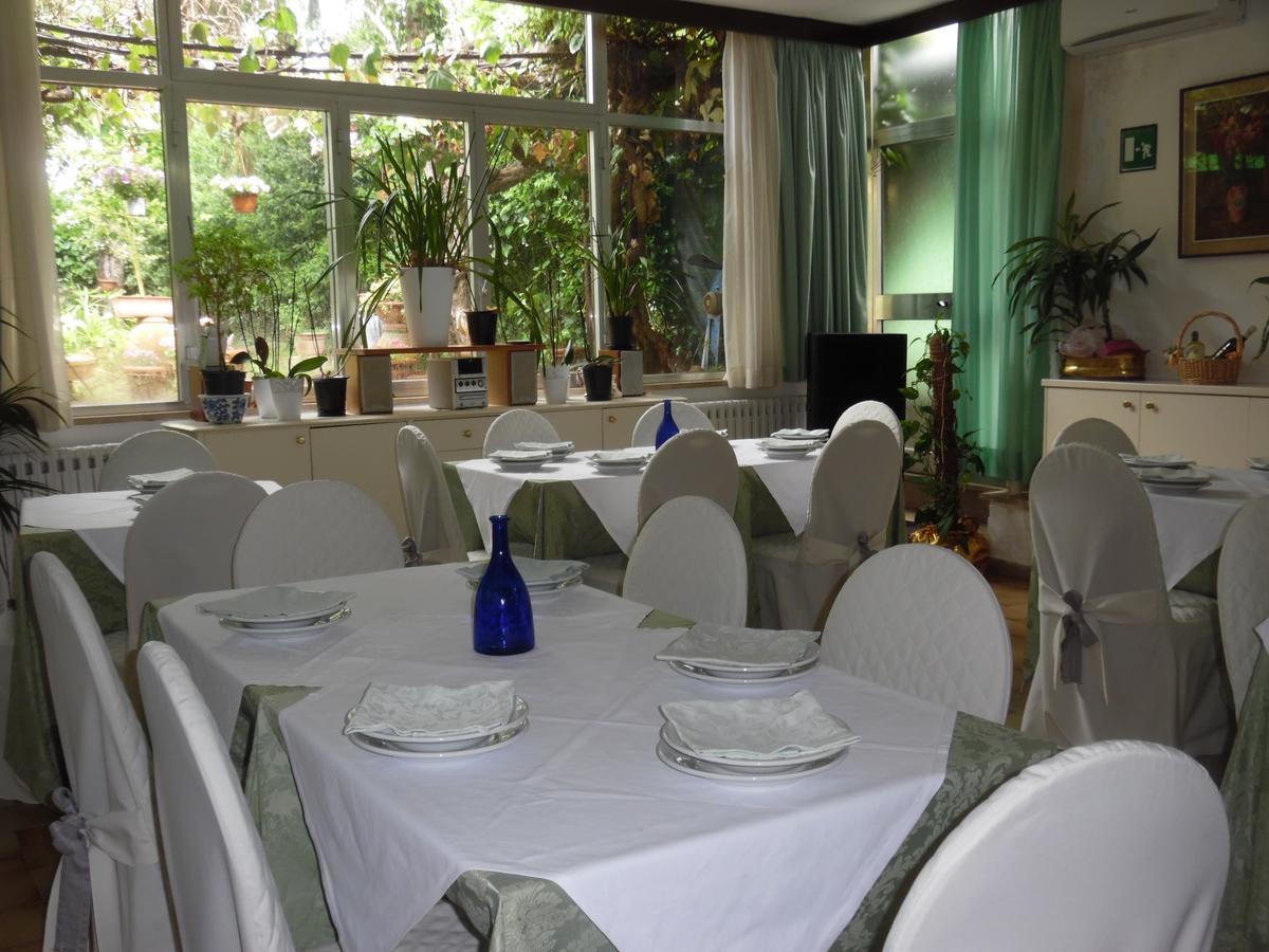 Albergo Livorno Кашана Терме Екстериор снимка