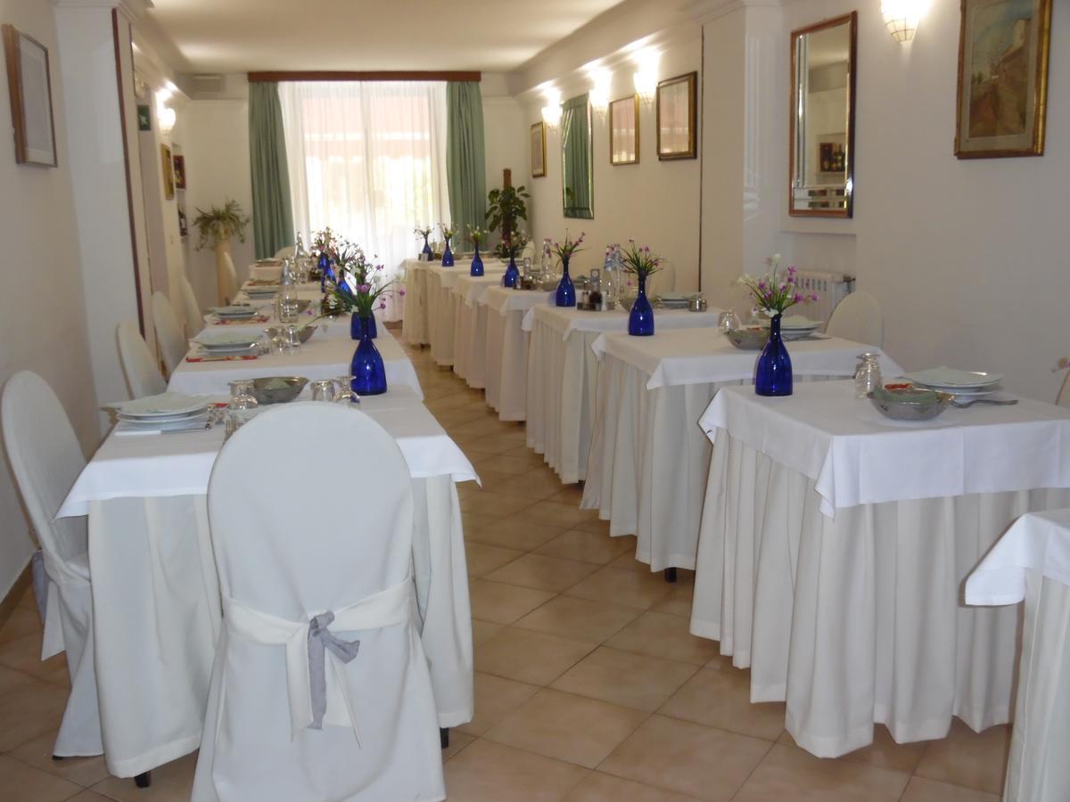Albergo Livorno Кашана Терме Екстериор снимка